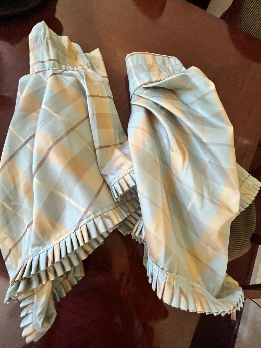 (2) Country Curtains w/ Plaid Ruffle edge